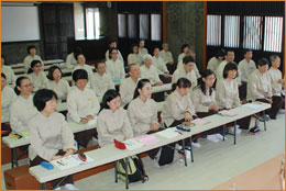 �������~���뢰����@�����x�ĤC�������ǰ|�y�}�Ǩ�§�z